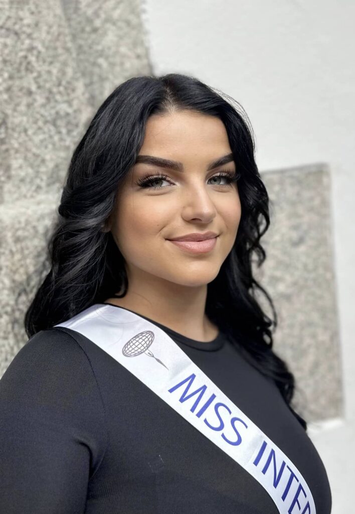 Anaelle Pujade, candidate Miss International France 2024